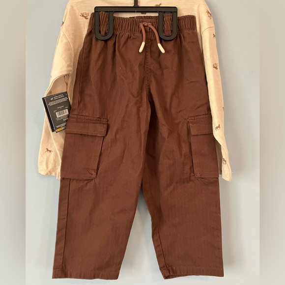 Boys 4T Set | Beige Horse Print Long Sleeve Top with Brown Pants - Picture 6 of 8